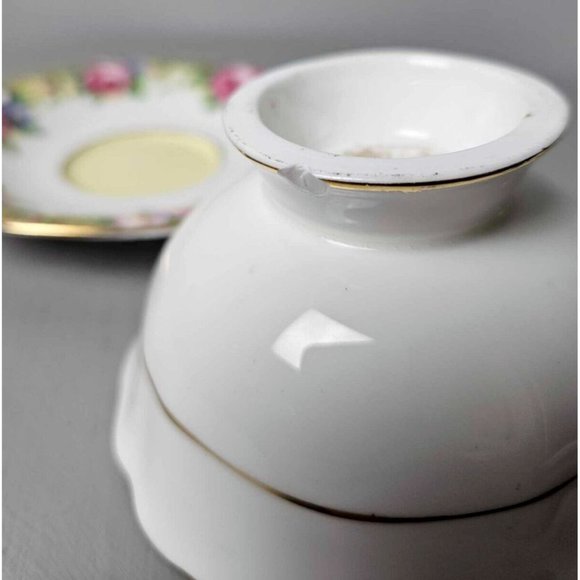 Tea cup and Saucer, Vintage Paragon, Tapestry Rose, Pink Cabbage Roses - Picture 3 of 9